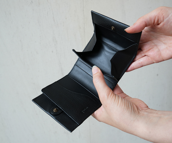 ミネルヴァ2 内ボックス型二つ折り財布 詳細画像 クロ 21