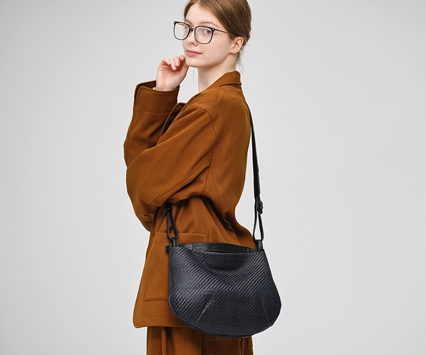 ペッレテッシル サイア 2wayショルダーバッグ小 詳細画像 スミグロ 20
